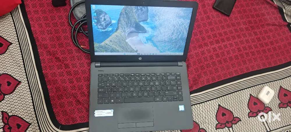 Hp 240 notbook i5 256gb brand new condition