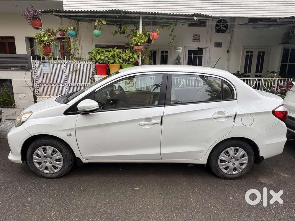 Honda Amaze 1.2 Petrol 2017