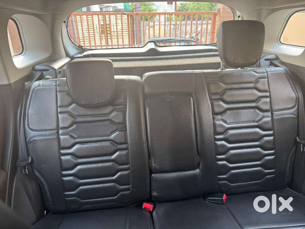 2023 Maruti Suzuki Brezaa Zxi