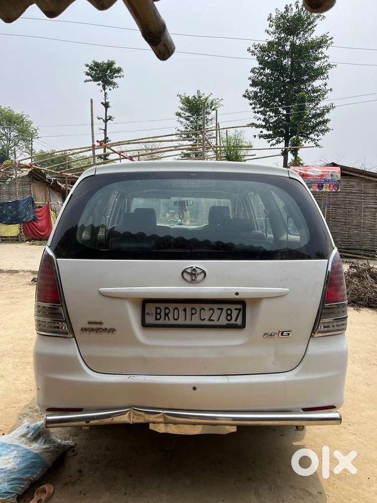 Toyota Innova 2011 Diesel 130456 Km Driven