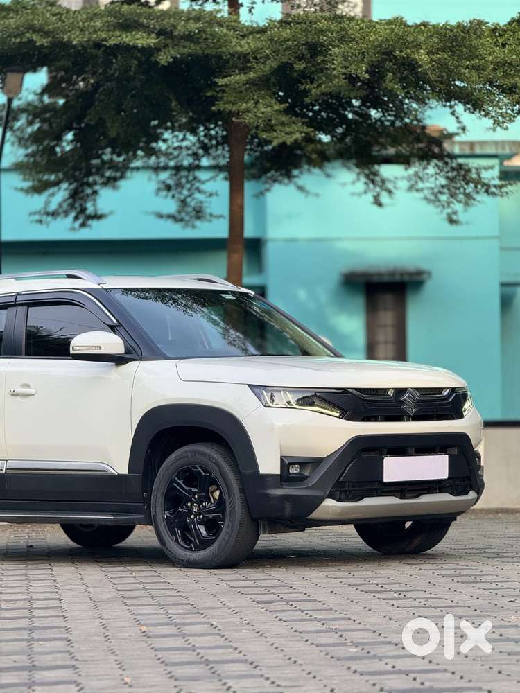 Maruti Suzuki Brezza 1.5 Zxi Smart Hybrid, 2024, Petrol