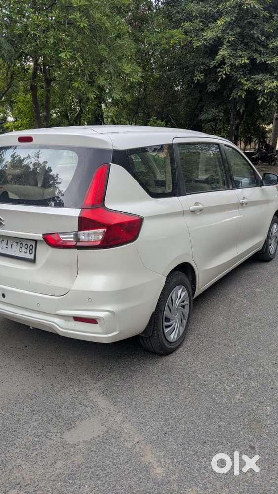 Maruti Suzuki Ertiga 1.5 Vxi, 2021, Cng & Hybrids