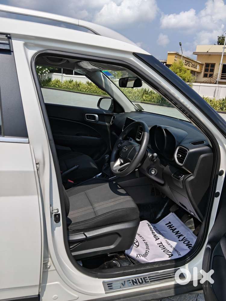 Hyundai Venue S 1.2 Petrol, 2020, Petrol