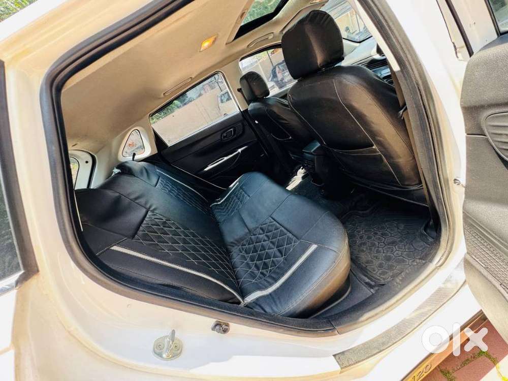 Hyundai I20 Asta Option, 2022, Petrol