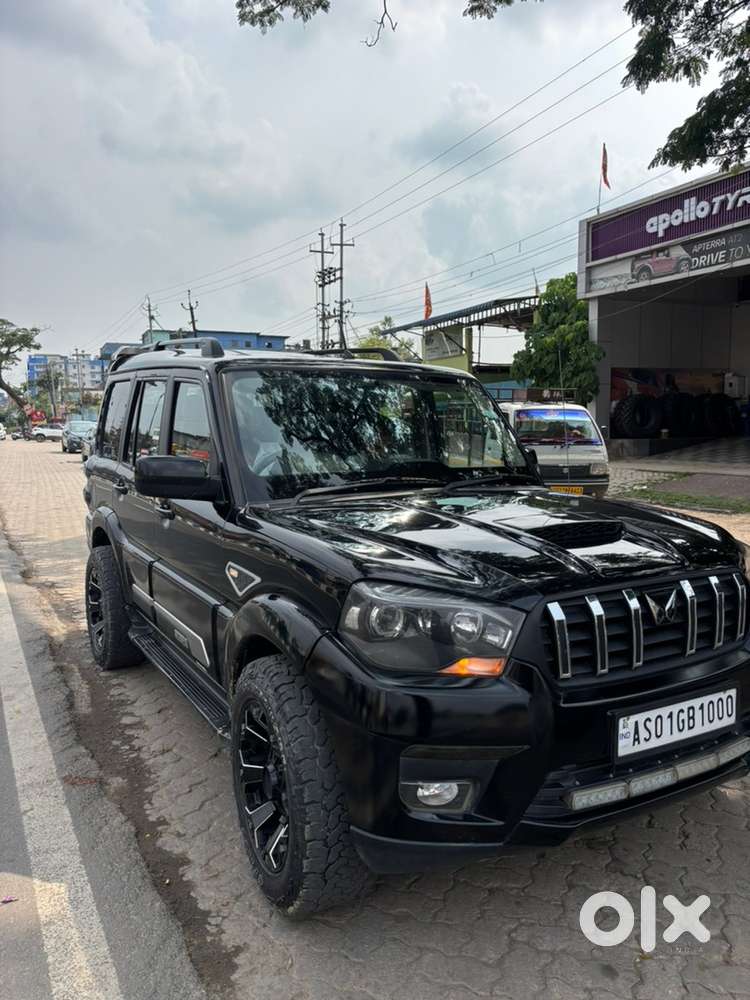 Mahindra Scorpio 2024 Diesel Well Maintained