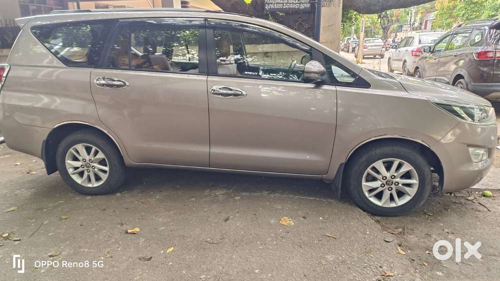 Toyota Innova Crysta 2.4 Gx Mt, 2017, Diesel