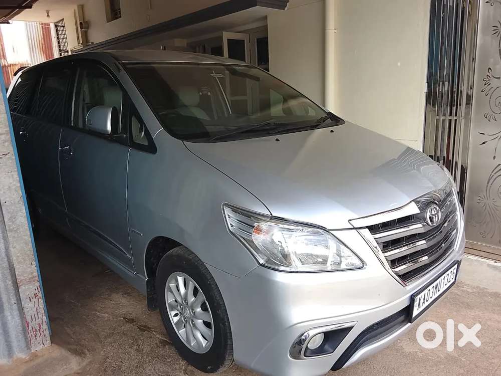 Toyota Innova 2014 Diesel Well Maintained
