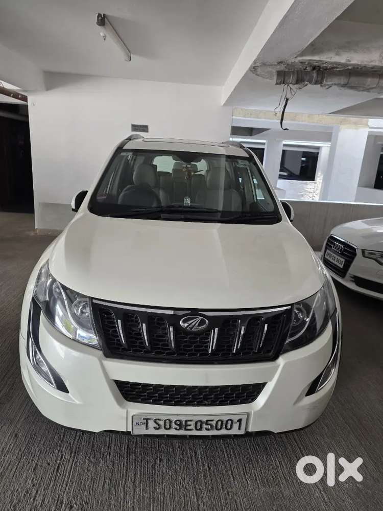 Mahindra Xuv500 2016 Automatic With Complete Showroom Service History