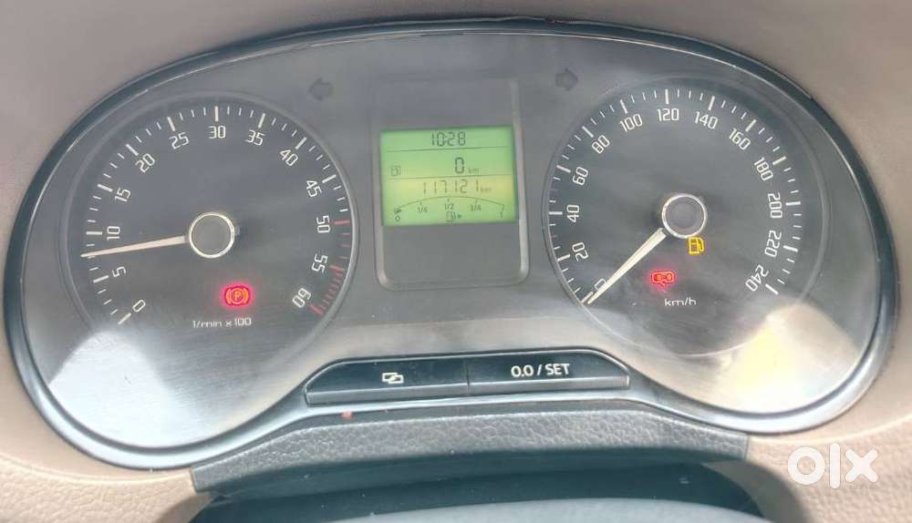 Skoda Rapid 1.5 Elegance Tdi Mt, 2013, Diesel