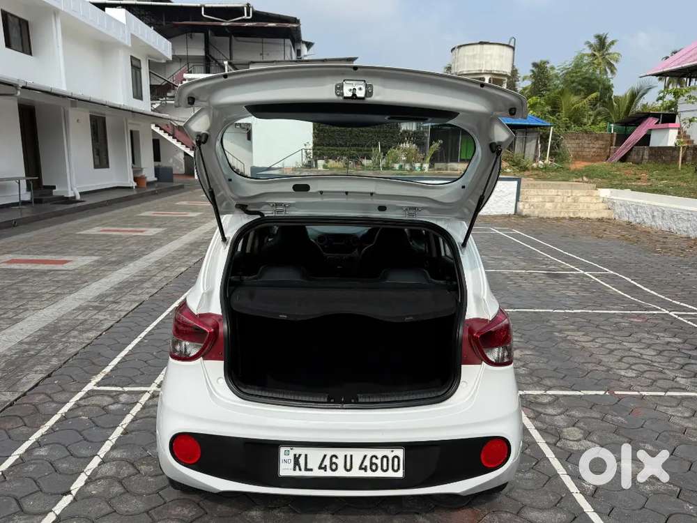 Hyundai Grand I10 2019 Petrol 60000 Km Driven