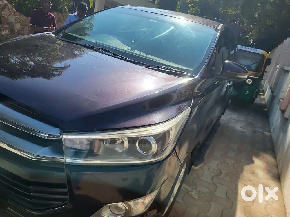 Innova Crysta Forst Owner 2.8 Vx