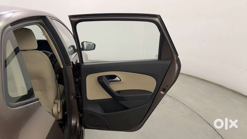 Volkswagen Ameo 1.2 Mpi Highline 16 Alloy, 2016, Petrol