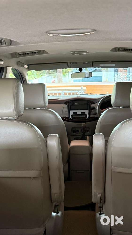 Toyota Innova 2.5 Vx 7 Str, 2014, Diesel