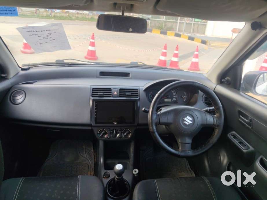 Maruti Suzuki Swift Lxi Option, 2010, Petrol