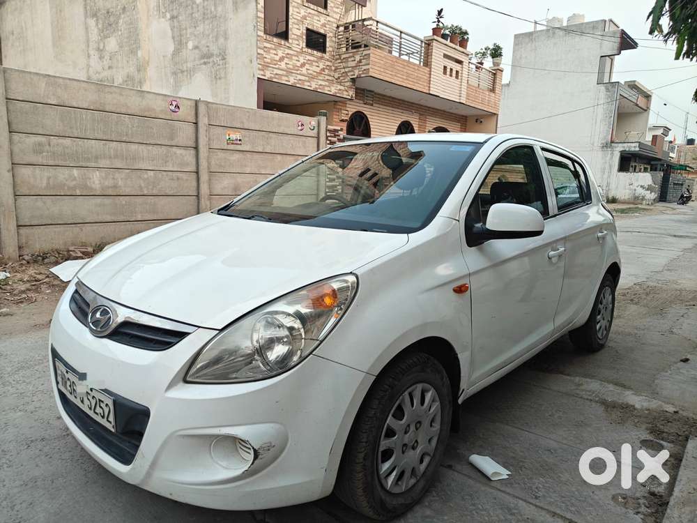 Hyundai I20 Magna 1.2 Vtvt, 2011, Petrol