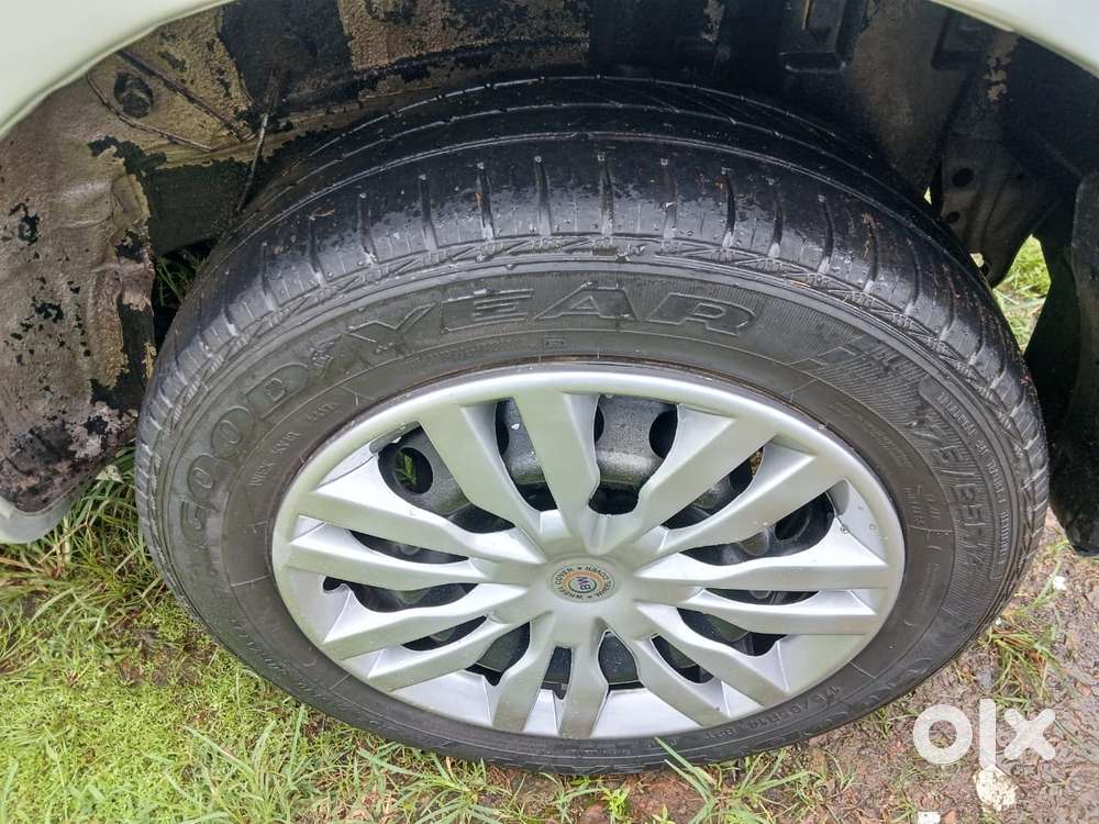 Toyota Etios Liva 2011-2012 G, 2012, Petrol