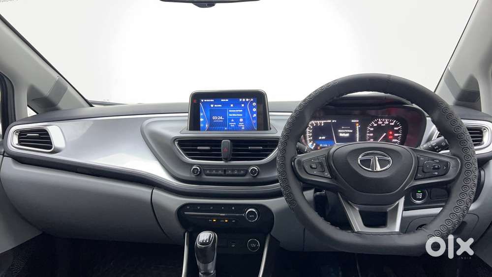 Tata Altroz Xz, 2020, Petrol