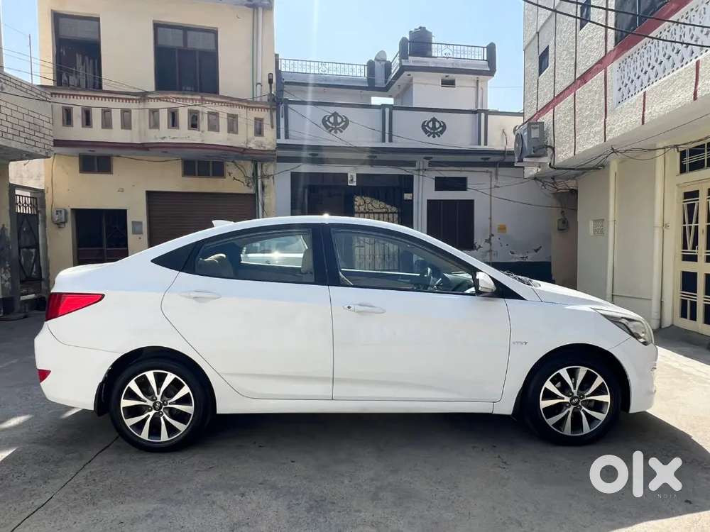 Hyundai Verna 2016 Petrol 28000 Km Driven