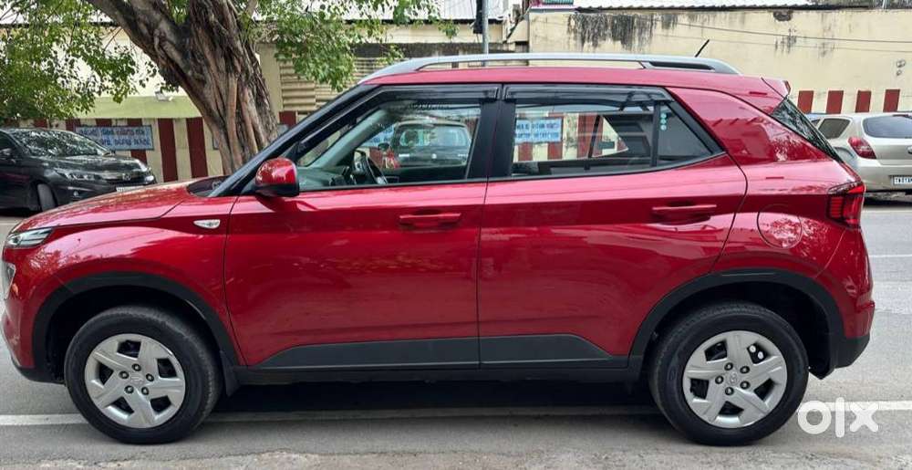 Hyundai Venue S, 2021, Petrol