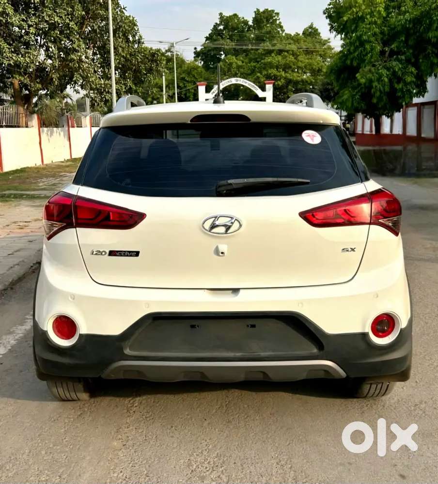 Hyundai I20 Active 2017 Petrol 32000 Km Driven