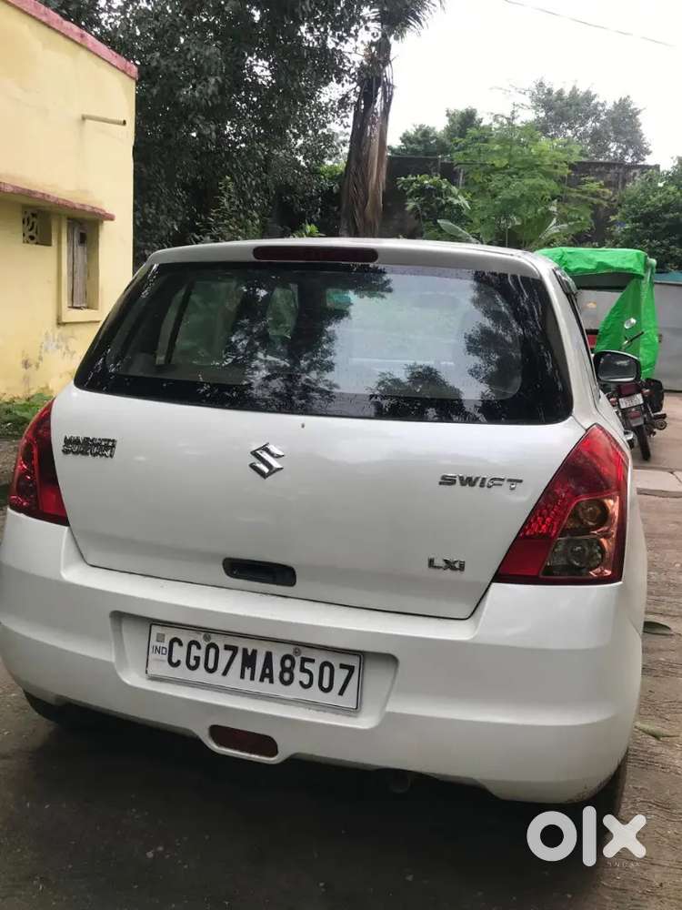 Maruti Suzuki Swift 2012 With 100000 Km