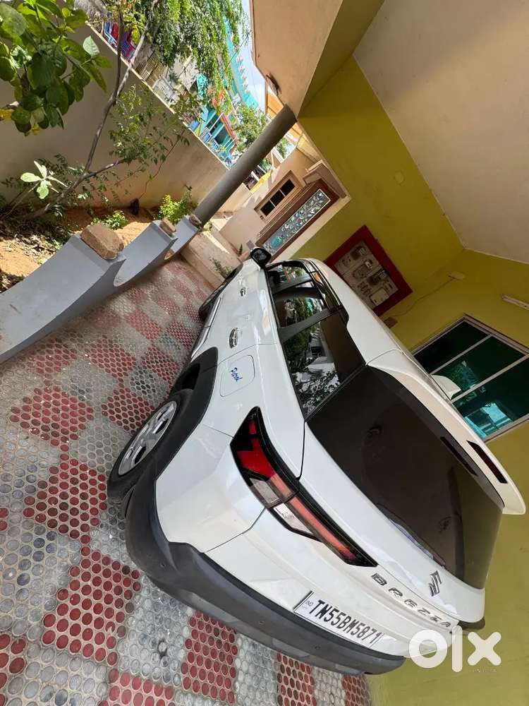Maruti Suzuki Brezza 2023 Petrol Well Maintained