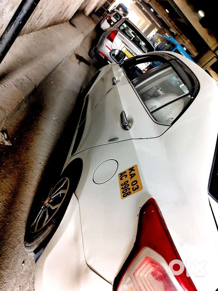 Hyundai Xcent 2016, All Documents Running, New Tires,new Seats, All Ok