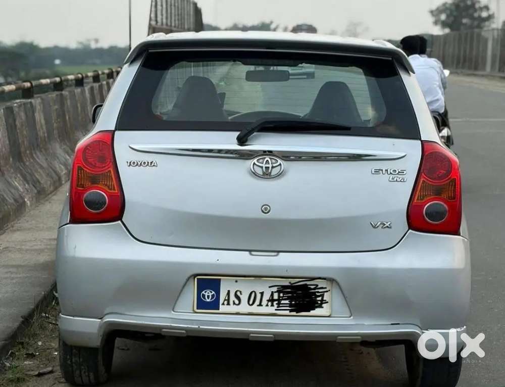 Toyota Etios Liva 2018 Petrol Well Maintained