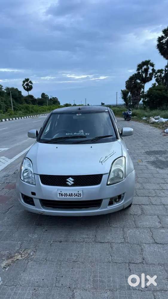 Maruti Suzuki Dzire 2006 Petrol 80000 Km Driven