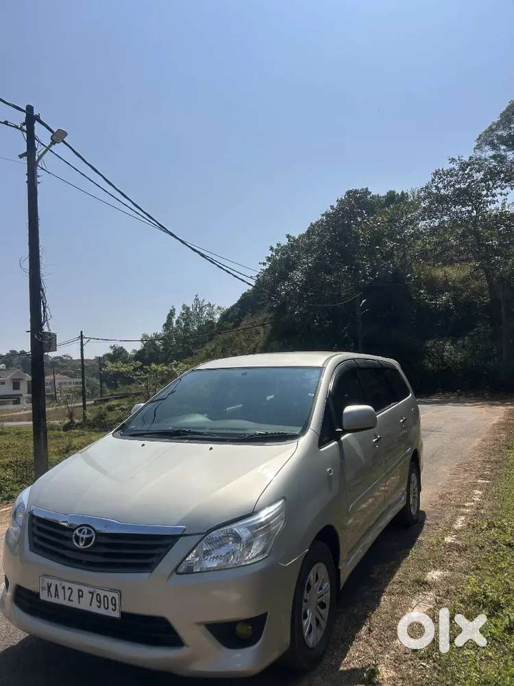 Toyota Innova 2013 Diesel Well Maintained