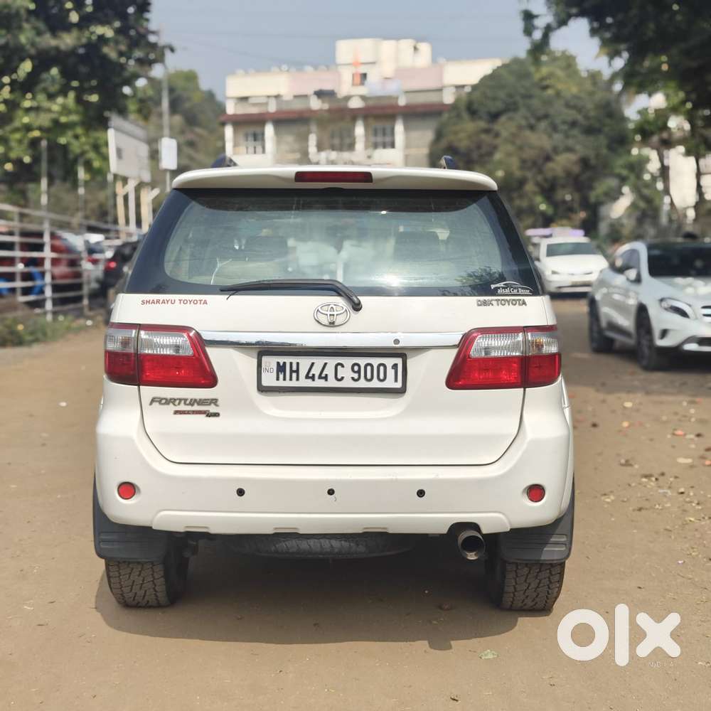 Toyota Fortuner 3.0 4x4 Manual, 2011, Diesel