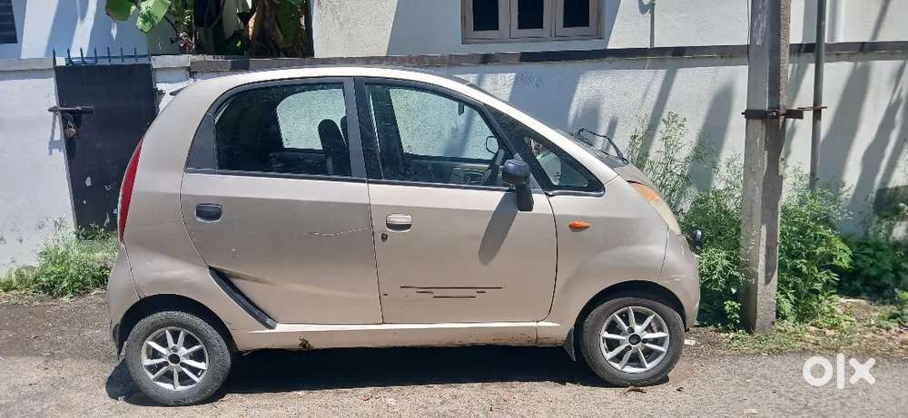 Tata Nano 2011