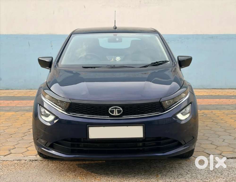 Tata Altroz Xm Plus Petrol, 2023, Petrol