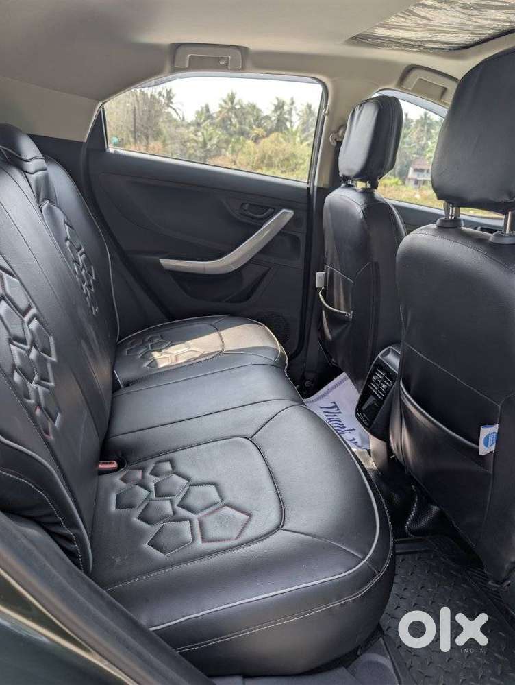 Tata Nexon 1.2 Revotron Xma Amt (s), 2022, Petrol