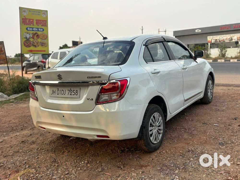 Maruti Suzuki Dzire 1.2 Vxi, 2019, Petrol