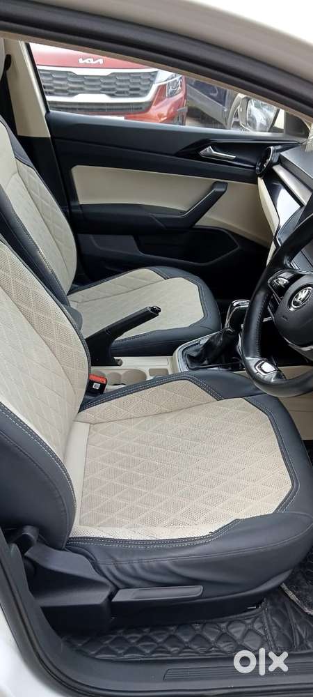 Skoda Slavia 1.0 Ambition Tsi, 2022, Petrol