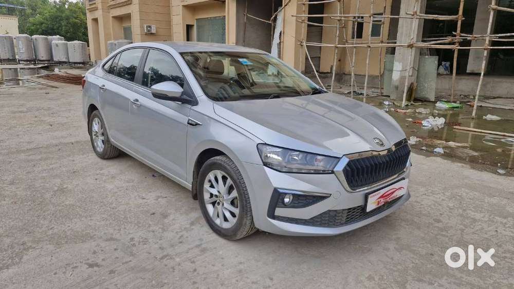 Skoda Slavia 1.0 Ambition Tsi At, 2022, Petrol