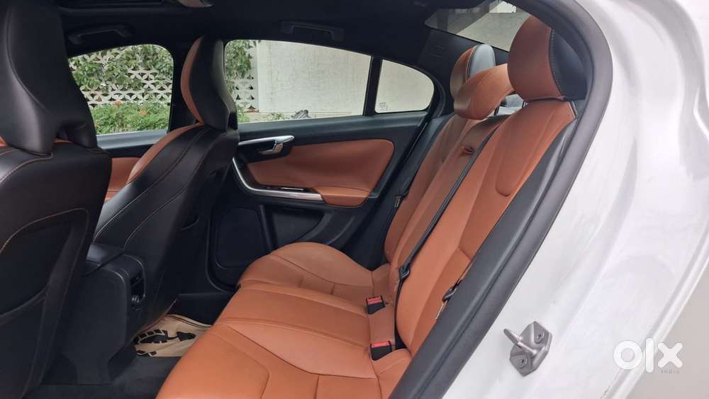 Volvo S60 D4 Momentum, 2017, Diesel