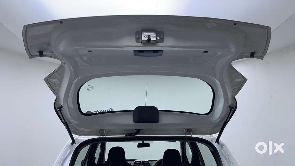 Renault Kwid 2019-ongoing 1.0 Rxt Amt (o), 2016, Petrol