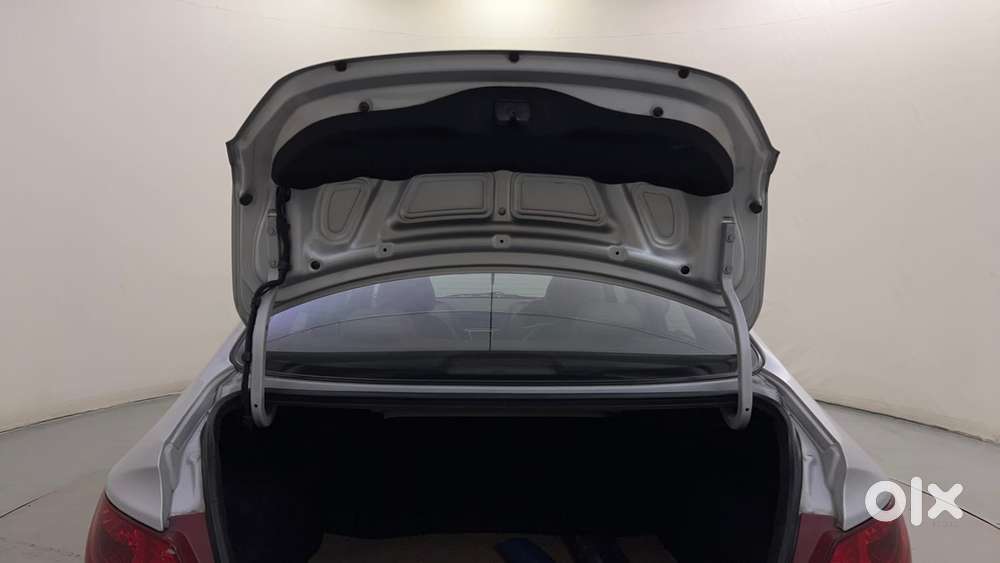 Hyundai Verna 1.6 Sx Crdi (o) At, 2014, Diesel