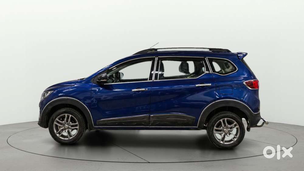 Renault Triber Rxz, 2022, Petrol