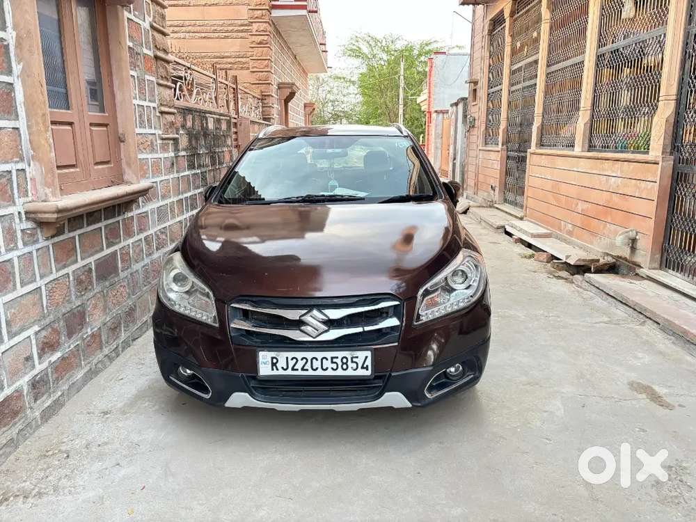Maruti Suzuki S-cross 2015 Diesel Well Maintained