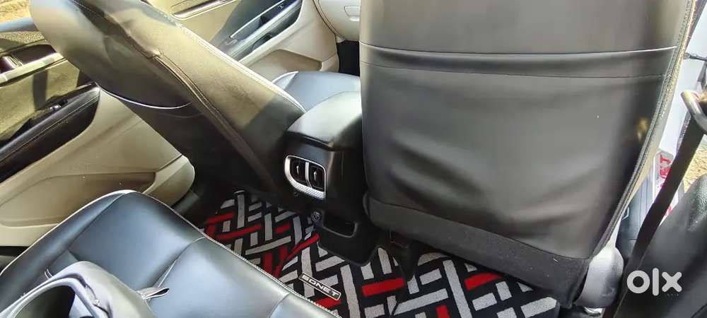 Kia Sonet 1.0 Petrol 2021