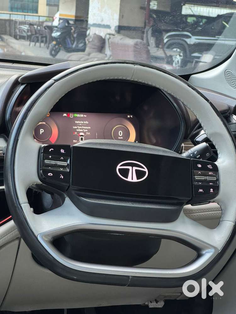 Tata Safari Accomplished Dual Tone, 2024, Diesel