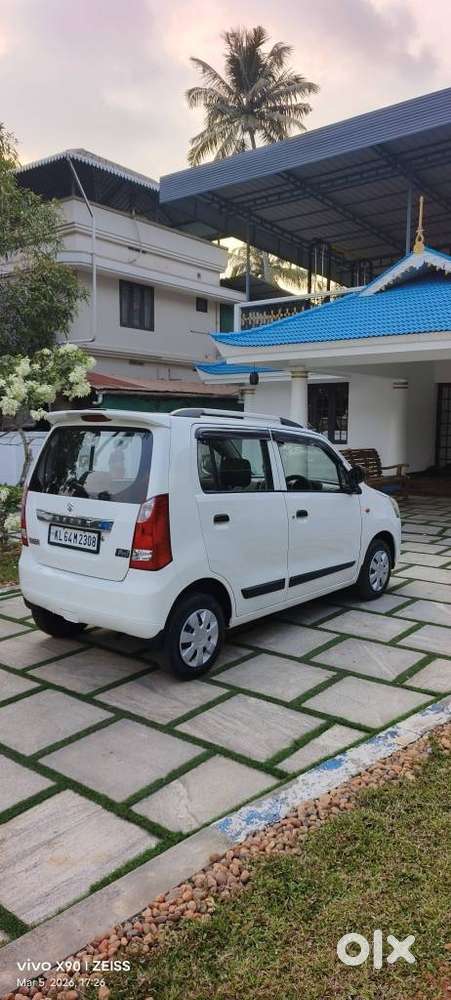 Maruti Suzuki Wagon R Lxi Cng Optional, 2016, Petrol