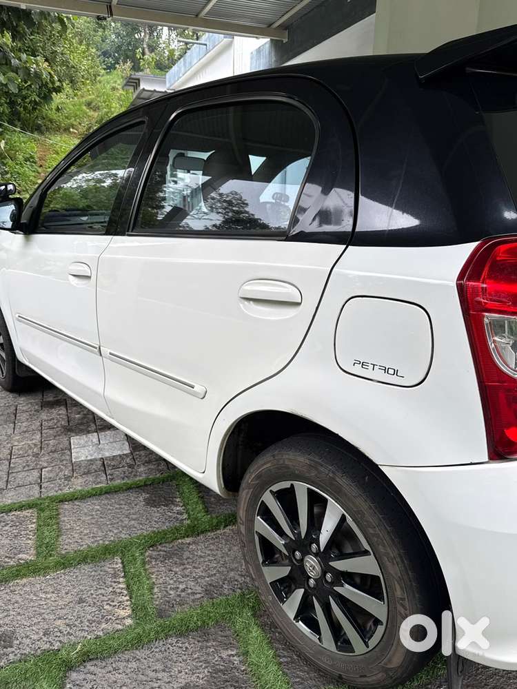 Toyota Etios Liva Petrol Manual 2017