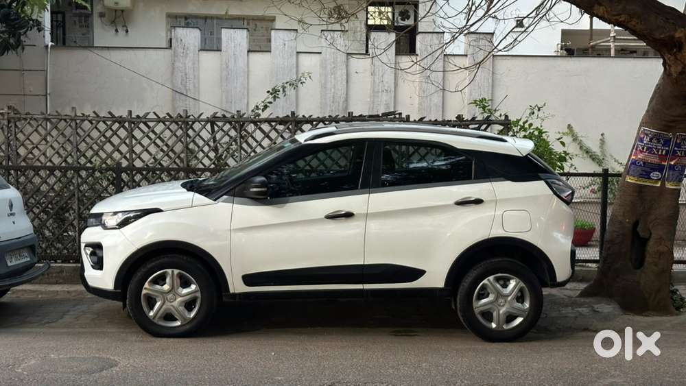 Tata Nexon 2022 Petrol