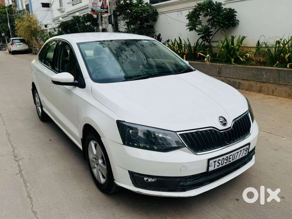 Skoda Rapid 1.5 Tdi Style/1.5 At Style, 2017, Diesel