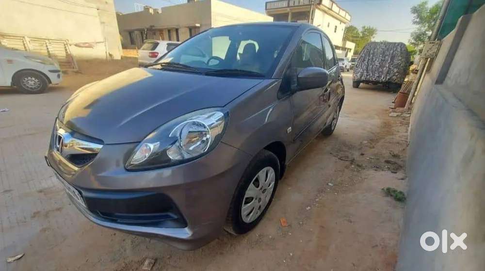 Honda Brio 2013