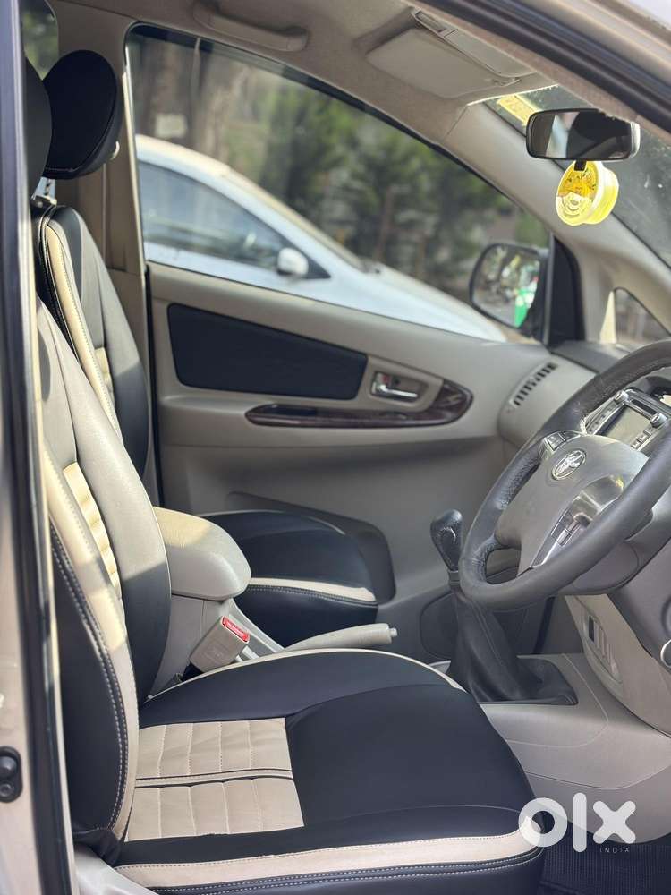 Toyota Innova 2.5 V 7 Str, 2014, Diesel